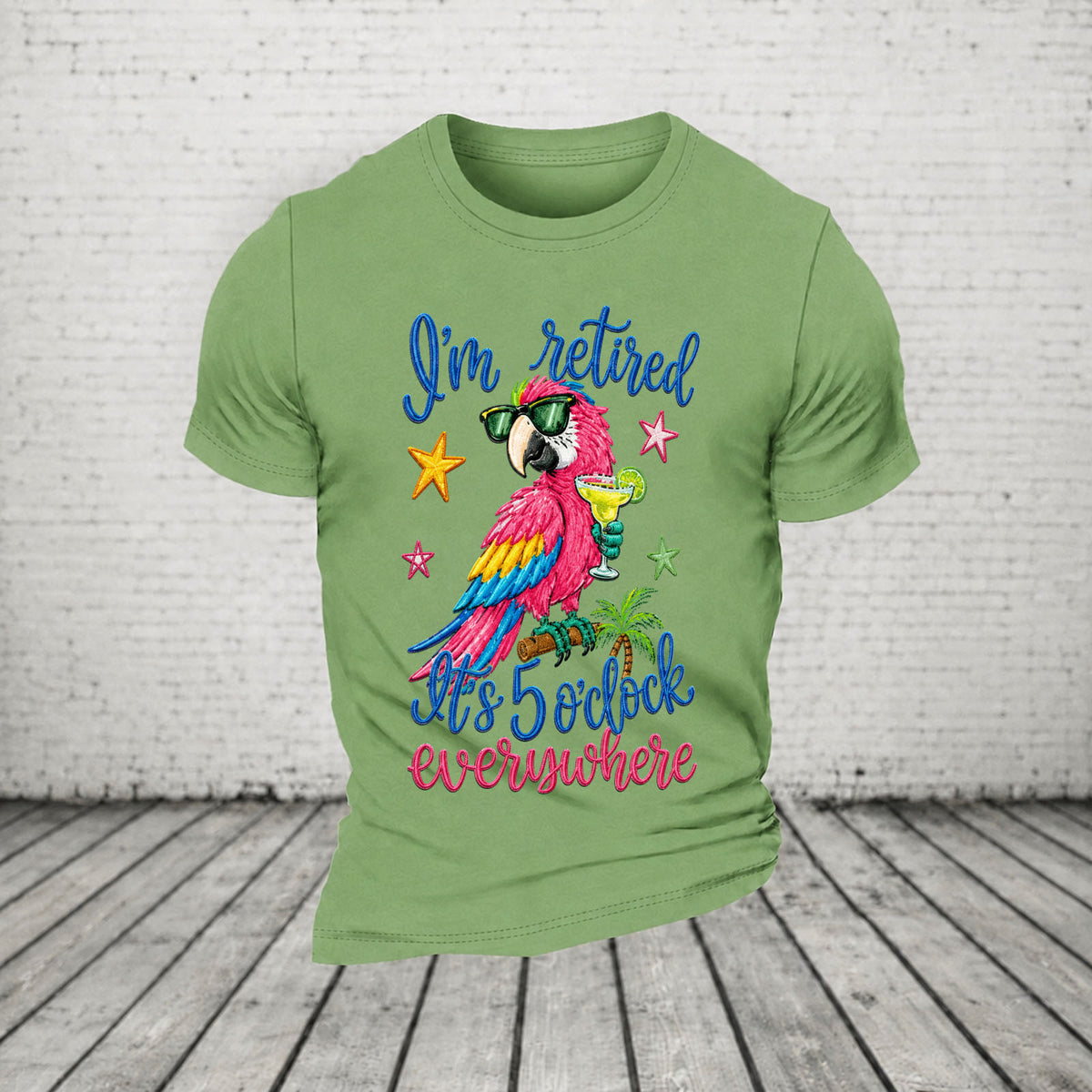 I'm Retired It's 5 O'clock Everywhere Parrot Print Casual T-Shirt